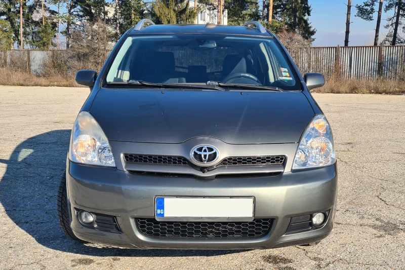 Toyota Corolla verso 1.8vvti LPG, снимка 6 - Автомобили и джипове - 52864626