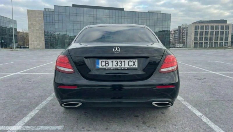 Mercedes-Benz E 400 4MATIC EXCLUSIVE BUSINESS+ Night Package, снимка 5 - Автомобили и джипове - 52944661