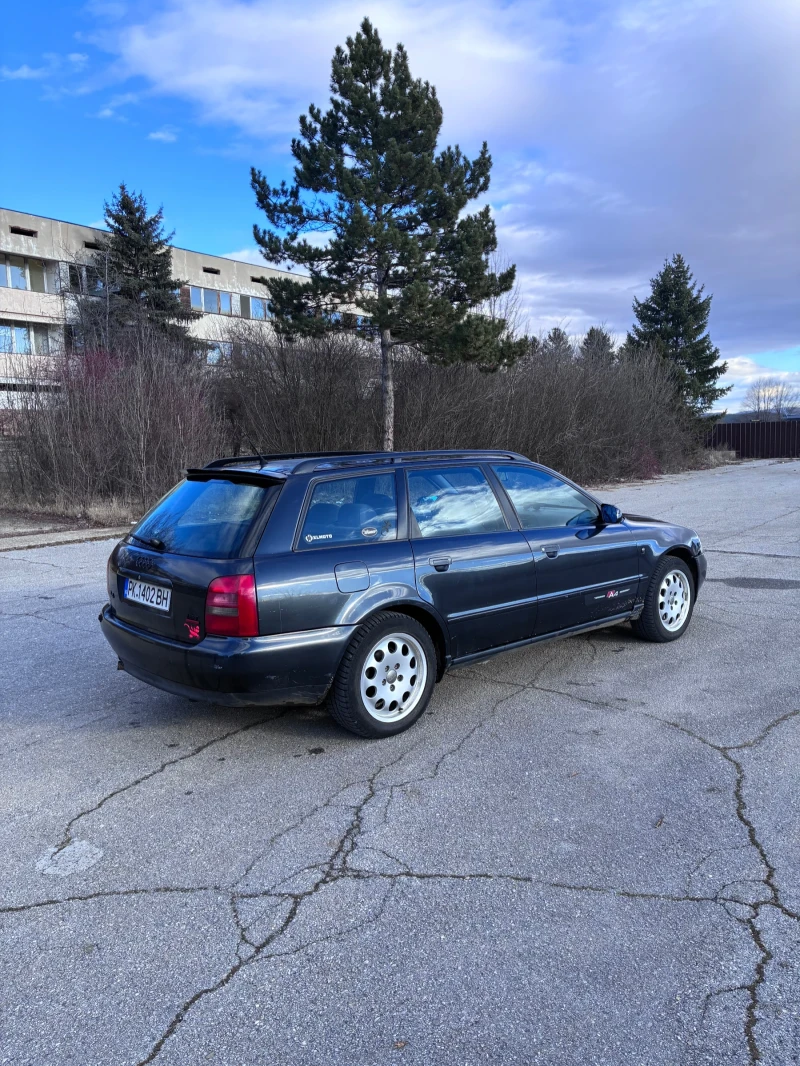 Audi A4 1.8T Quattro, снимка 6 - Автомобили и джипове - 52957911