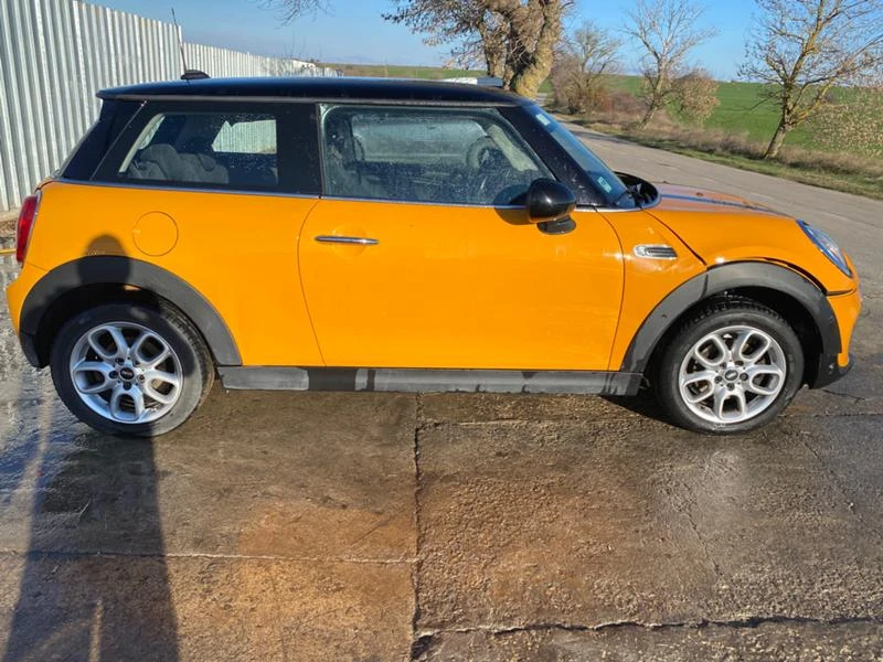 Mini Cooper 1.5 D, снимка 3 - Автомобили и джипове - 34918896