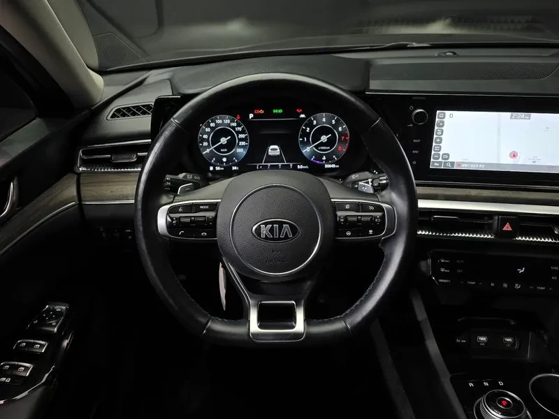 Kia K5 1.6 Turbo Noblesse, снимка 13 - Автомобили и джипове - 55888764