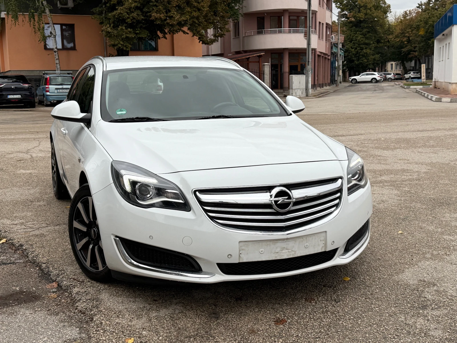 Opel Insignia FACELIFT NAVI 2014  УНИКАЛНА НОВ ВНОС 2.0diesel, снимка 1