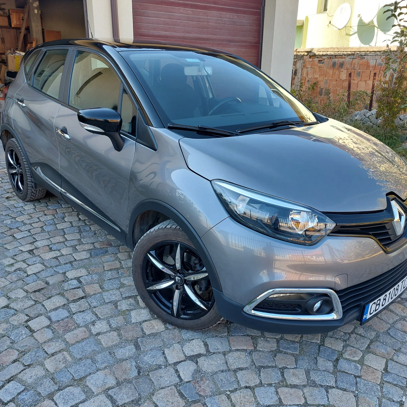 Renault Captur  - изображение 2