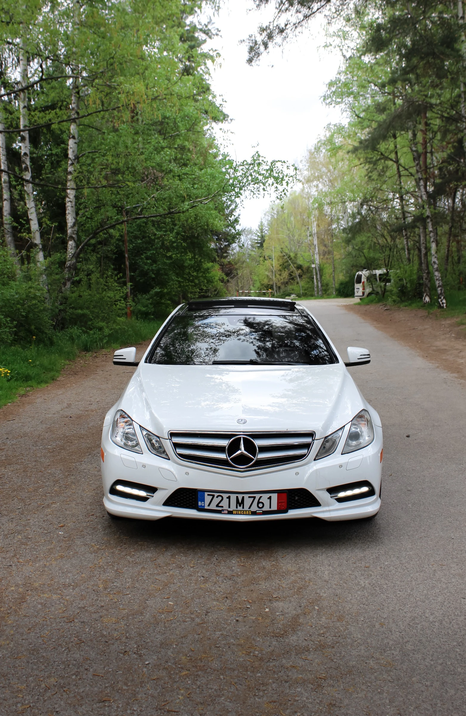 Mercedes-Benz E 500 AMG* COUPE* DESIGNO* HARMAN* ПОДГРЕВ* ПАНО*  - изображение 2