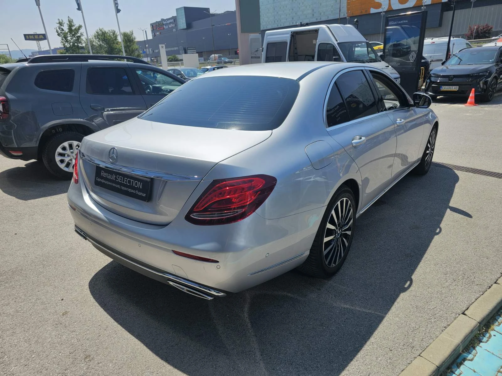 Mercedes-Benz E 200 2.0 TCe - изображение 5