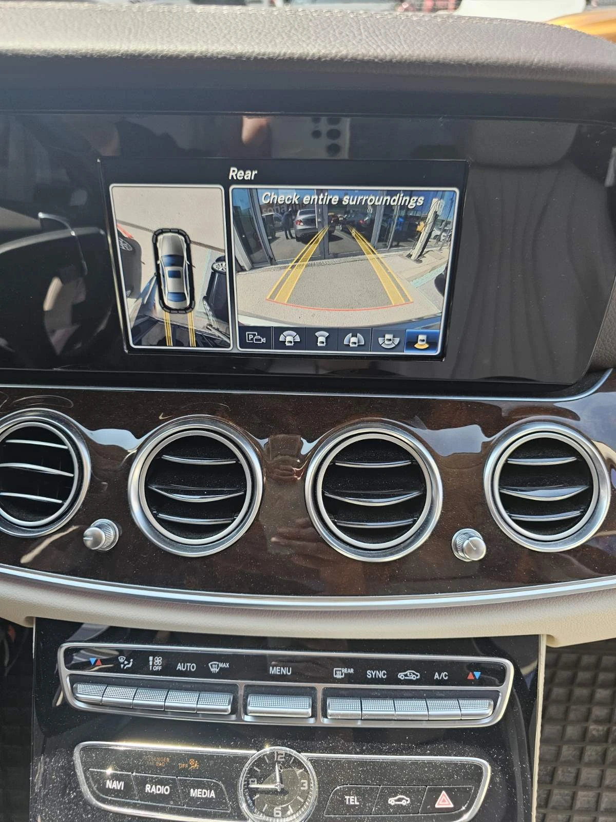 Mercedes-Benz E 200 2.0 TCe - изображение 9