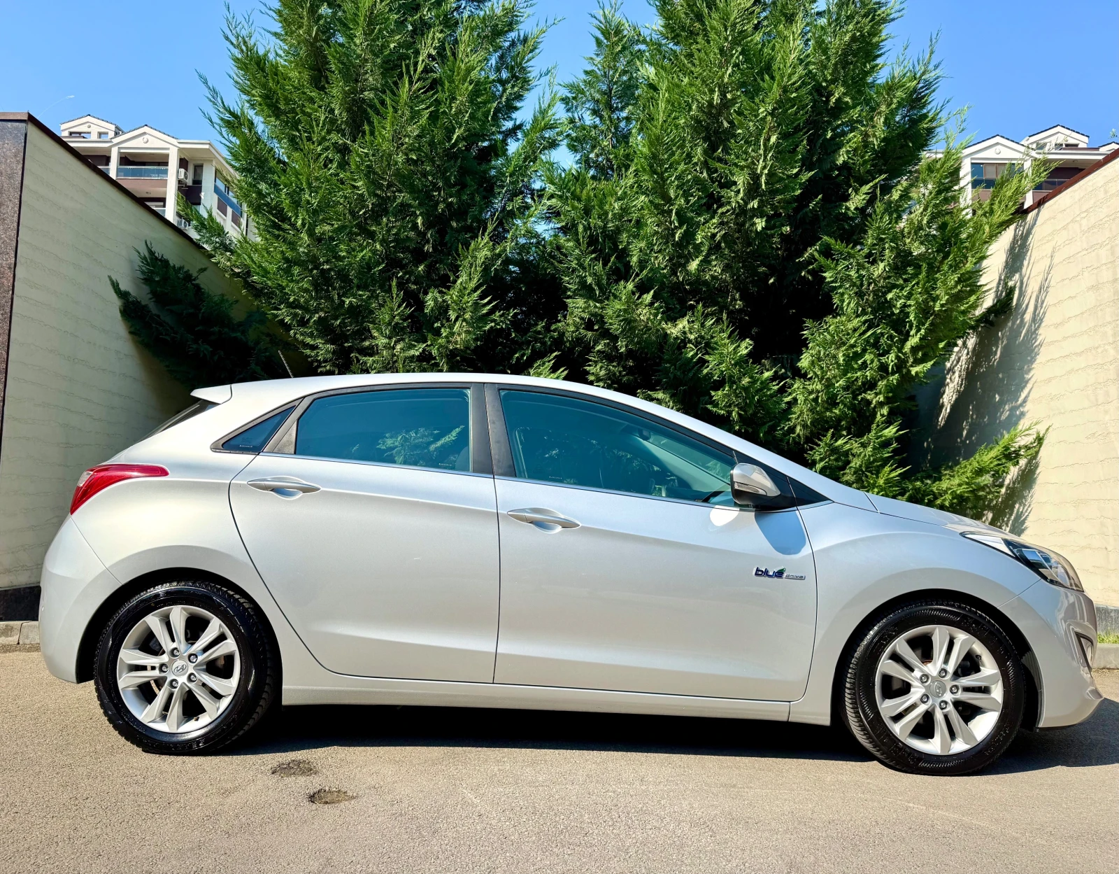 Hyundai I30 1.6CRDI NAVI PODGREV KAMERA PARKTRONIK - изображение 4