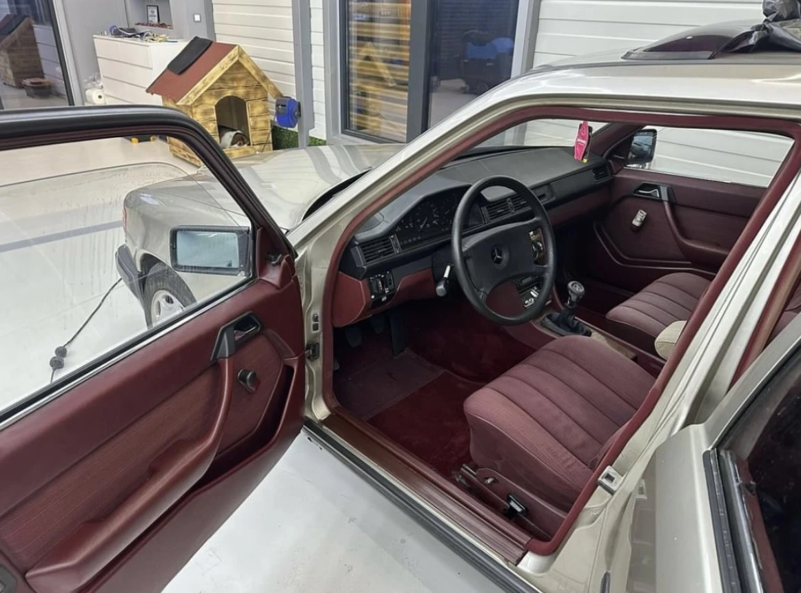 Mercedes-Benz 124 250D - изображение 5