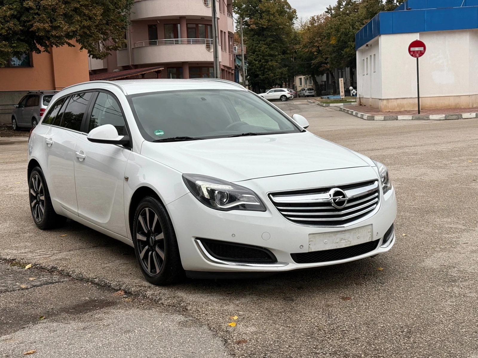 Opel Insignia FACELIFT NAVI 2014  УНИКАЛНА НОВ ВНОС 2.0diesel - изображение 3