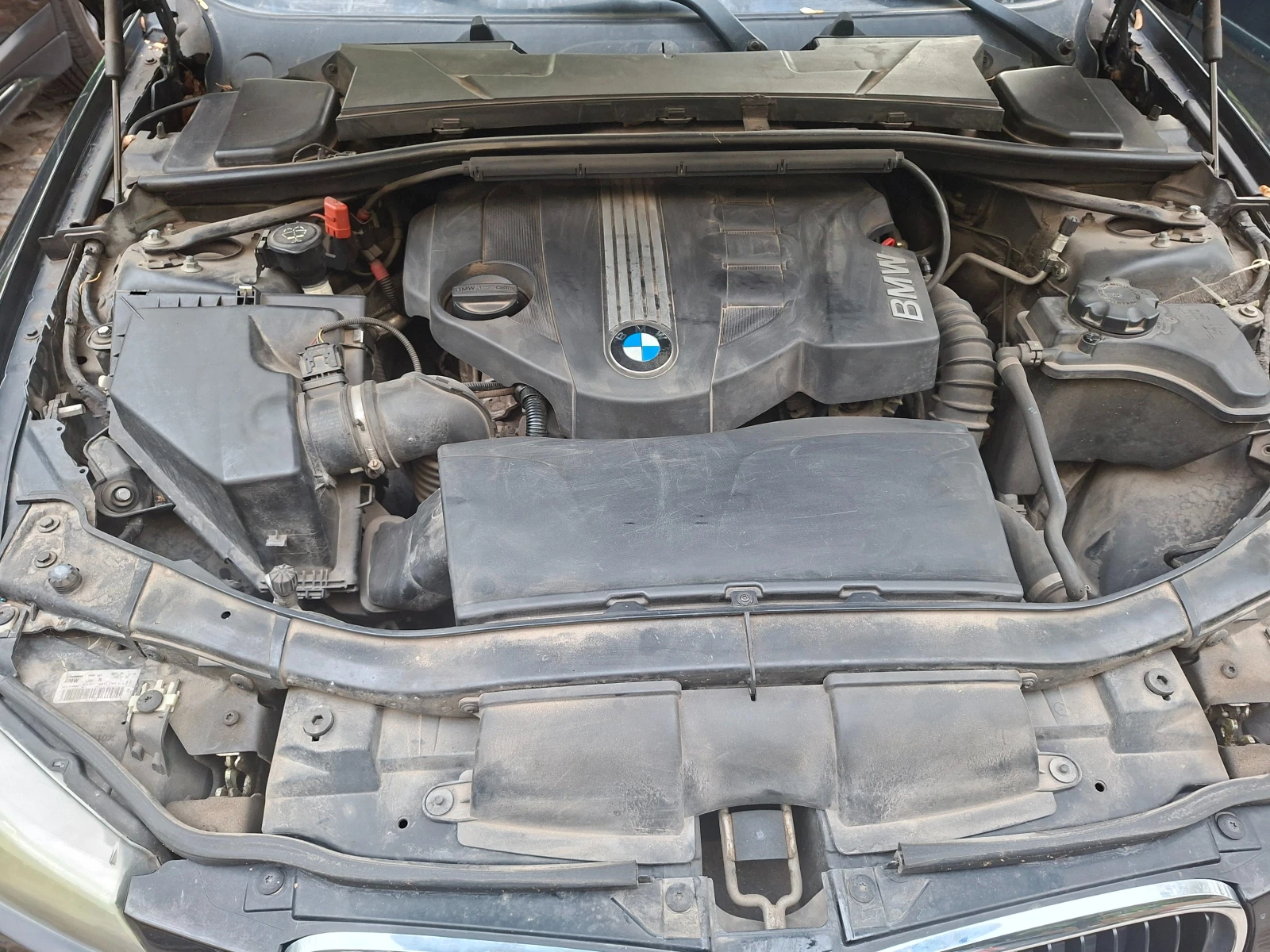 BMW 318  BMW  3  (E90 LCI, facelift 2008) 318d  | Mobile.bg   10