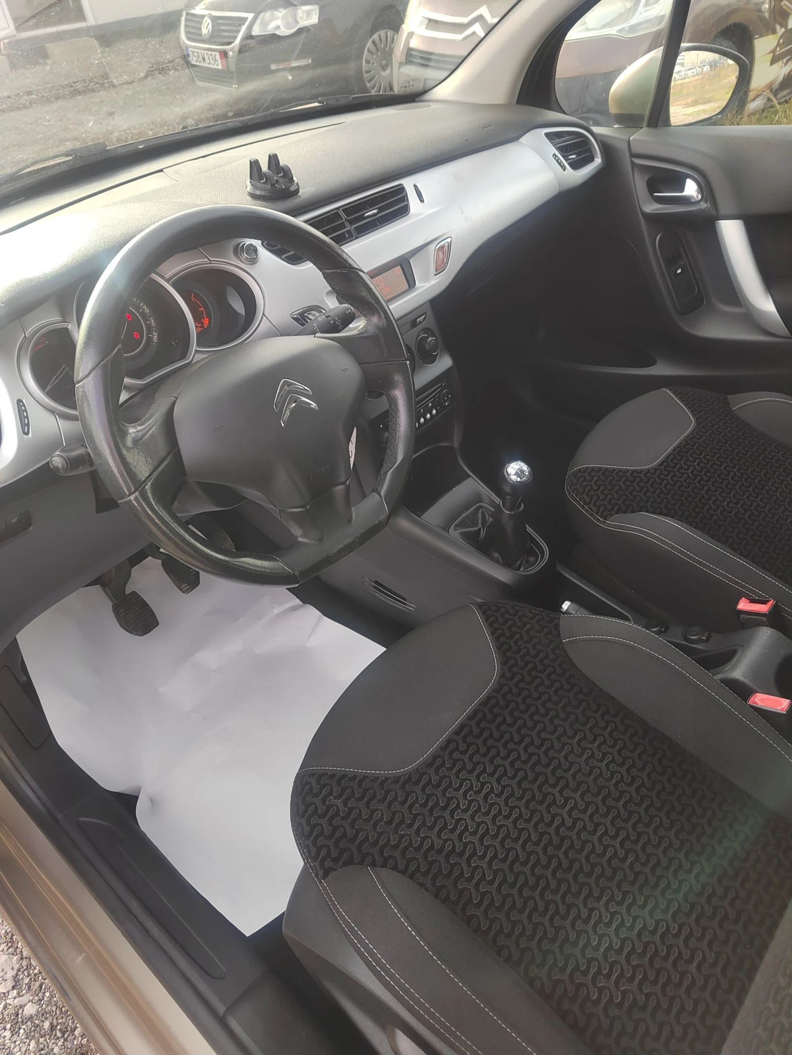 Citroen C3 1.6 HDI  | Mobile.bg   11