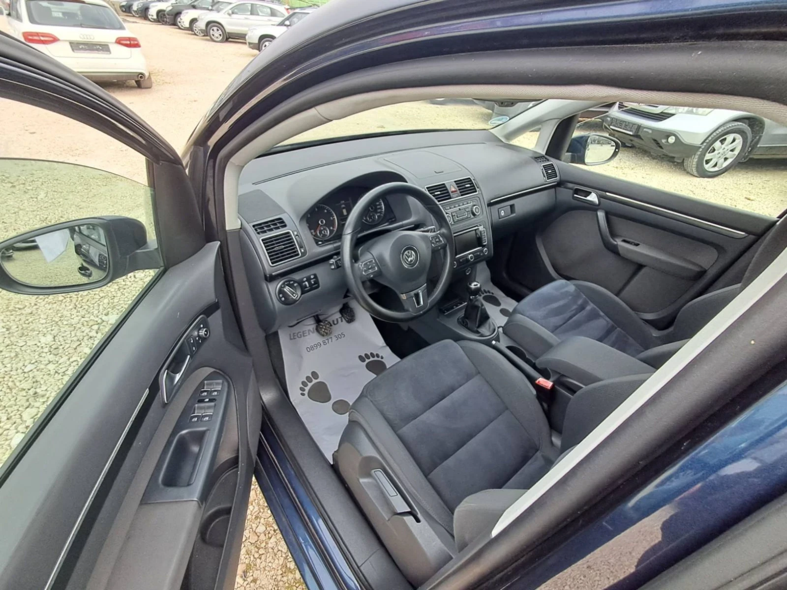 VW Touran 2.0TDI HIGHLINE - изображение 9