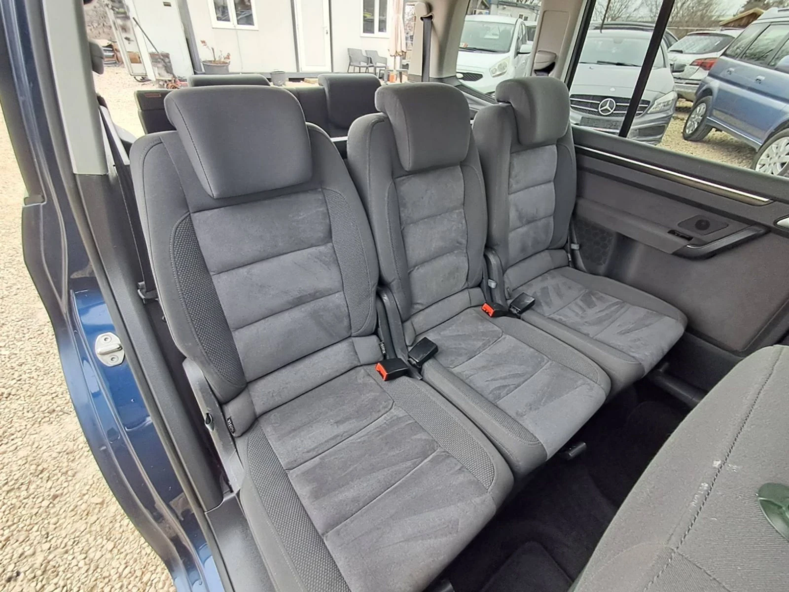 VW Touran 2.0TDI HIGHLINE | Mobile.bg � ����������� 12