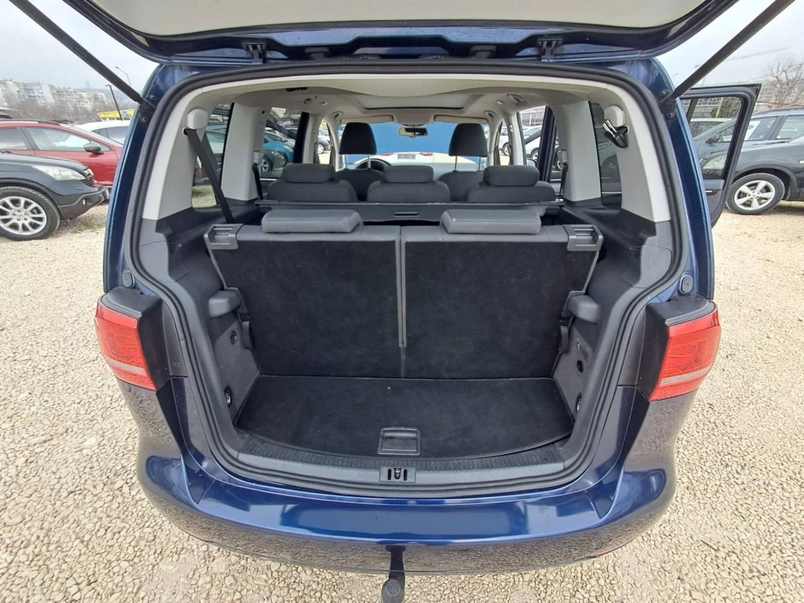 VW Touran 2.0TDI HIGHLINE | Mobile.bg � ����������� 13