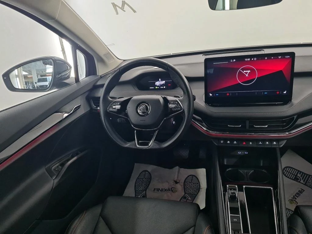 Skoda Enyaq iV 80, снимка 7 - Автомобили и джипове - 54370126