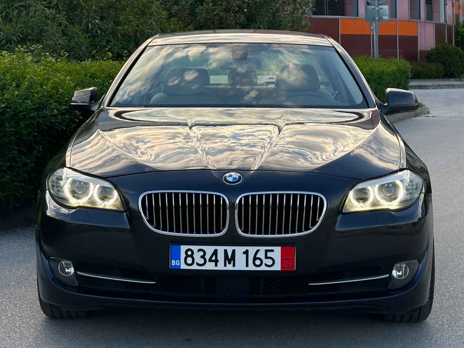 BMW 525 d LUXURY PACKAGE / DISTRONIC / ПЪЛНА ИСТОРИЯ , снимка 4 - Автомобили и джипове - 54478219