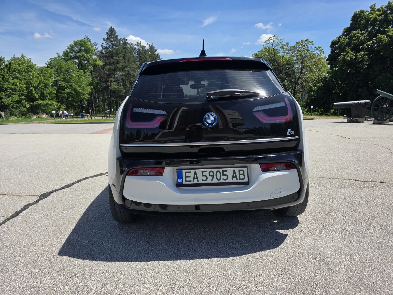 BMW i3 120AH* 42.2KW* LED* ПАНОРАМА* ШВЕЙЦАРИЯ, снимка 4 - Автомобили и джипове - 55019664