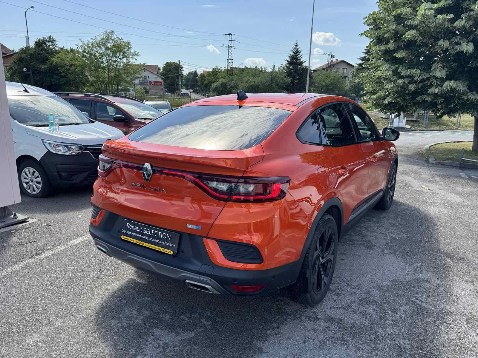 Renault Arkana 1.6 E-TECH HYBRID, снимка 6 - Автомобили и джипове - 54749634