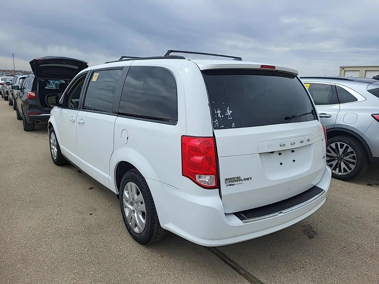 Dodge Caravan 3.6L 6cyl Front Wheel Drive | Mobile.bg � ����������� 4