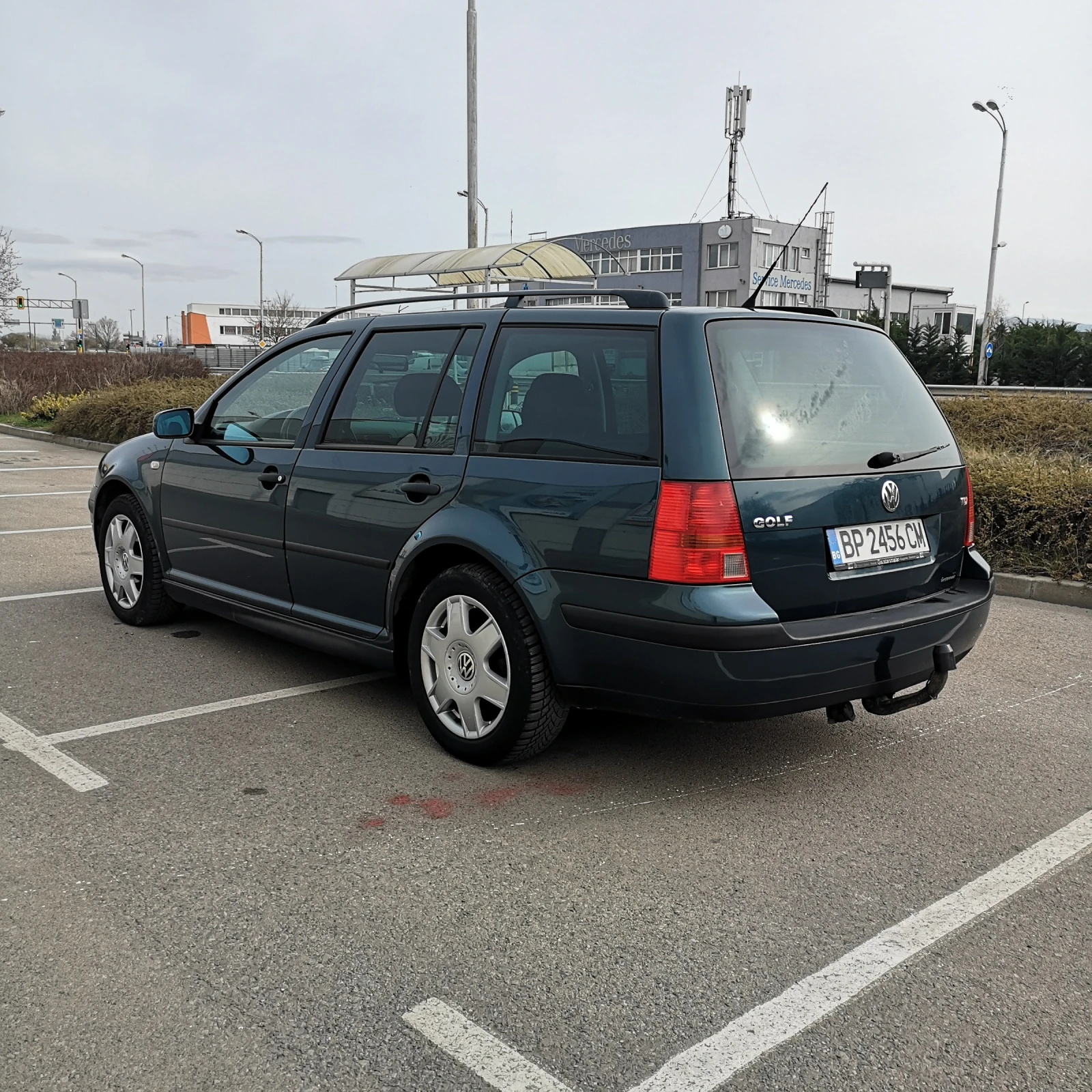 VW Golf 1.9 TDI, снимка 5 - Автомобили и джипове - 55604039