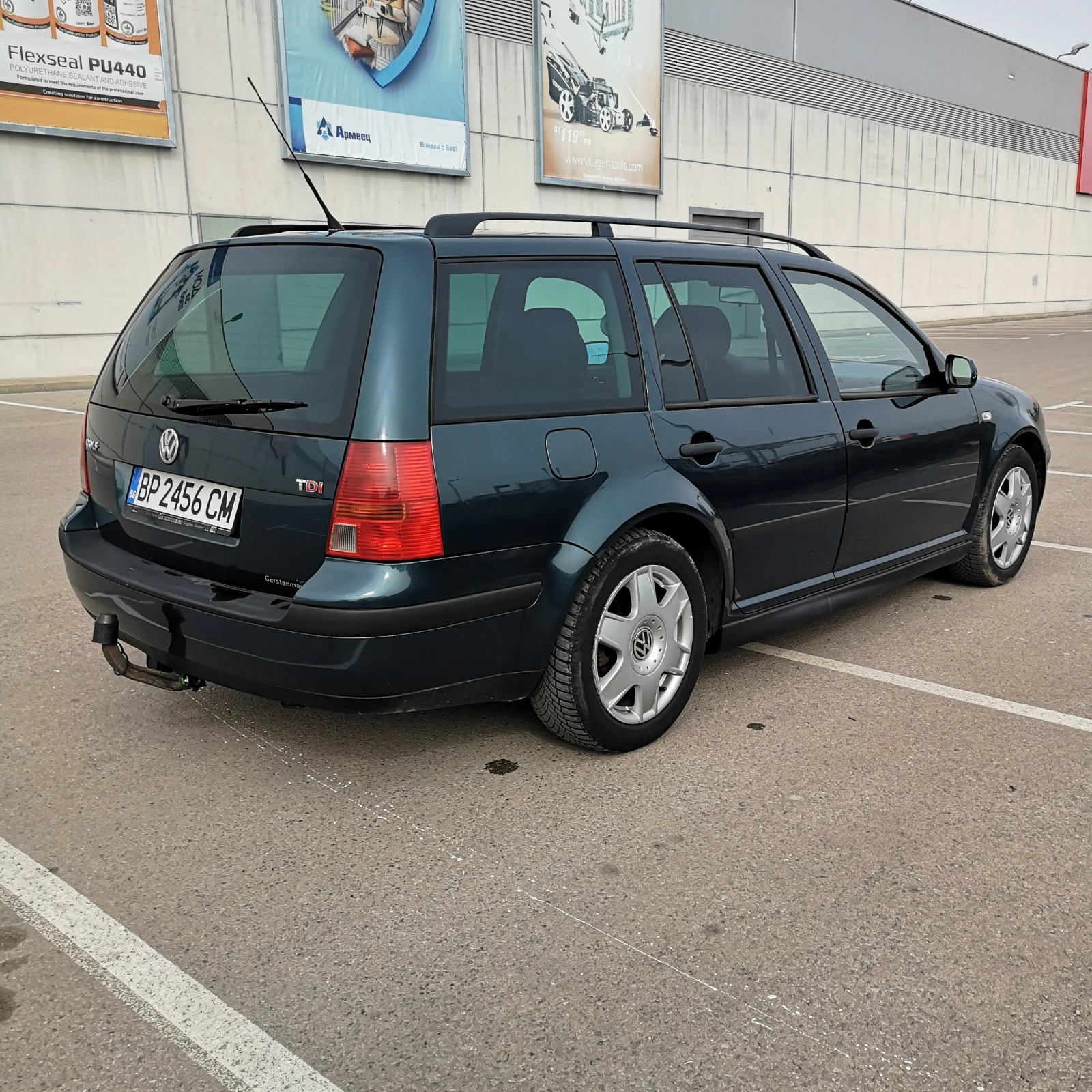 VW Golf 1.9 TDI, снимка 7 - Автомобили и джипове - 55604039