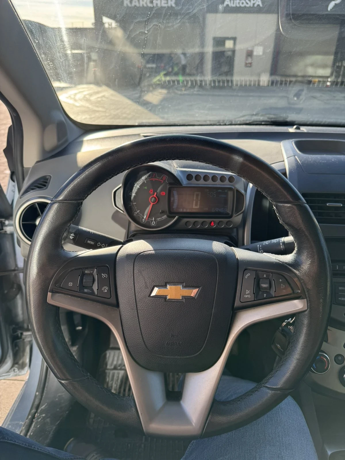 Chevrolet Aveo 1.2, снимка 7 - Автомобили и джипове - 55653029