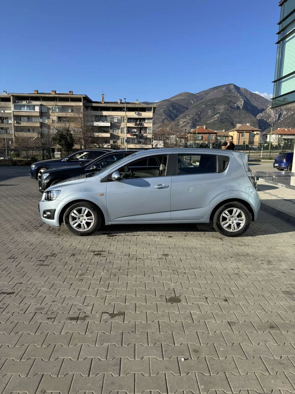 Chevrolet Aveo 1.2, снимка 2 - Автомобили и джипове - 55653029