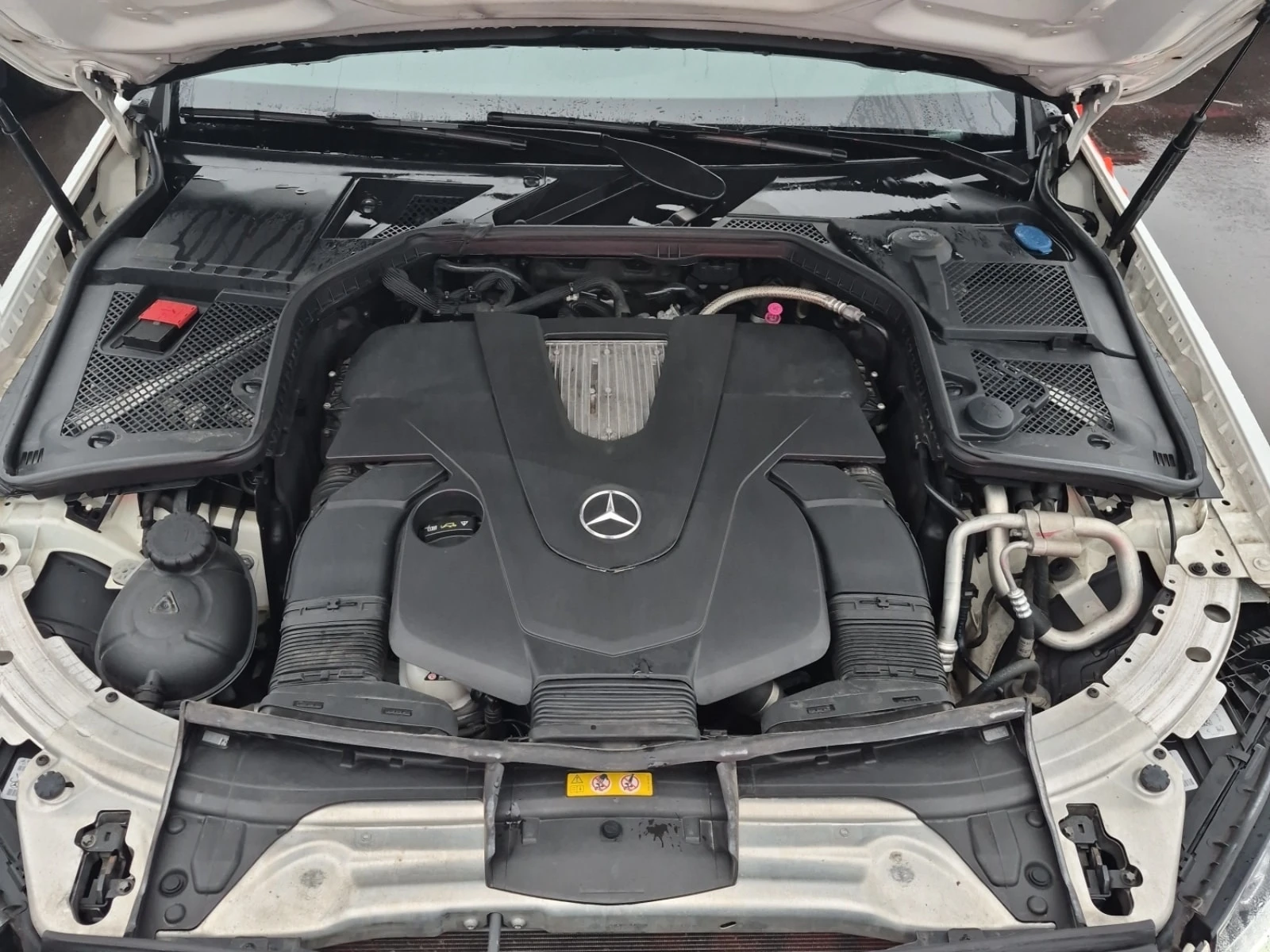 Mercedes-Benz C 400 * CARFAX * AMG PACK * BURMESTER * ПАНОРАМА, снимка 15 - Автомобили и джипове - 55898826