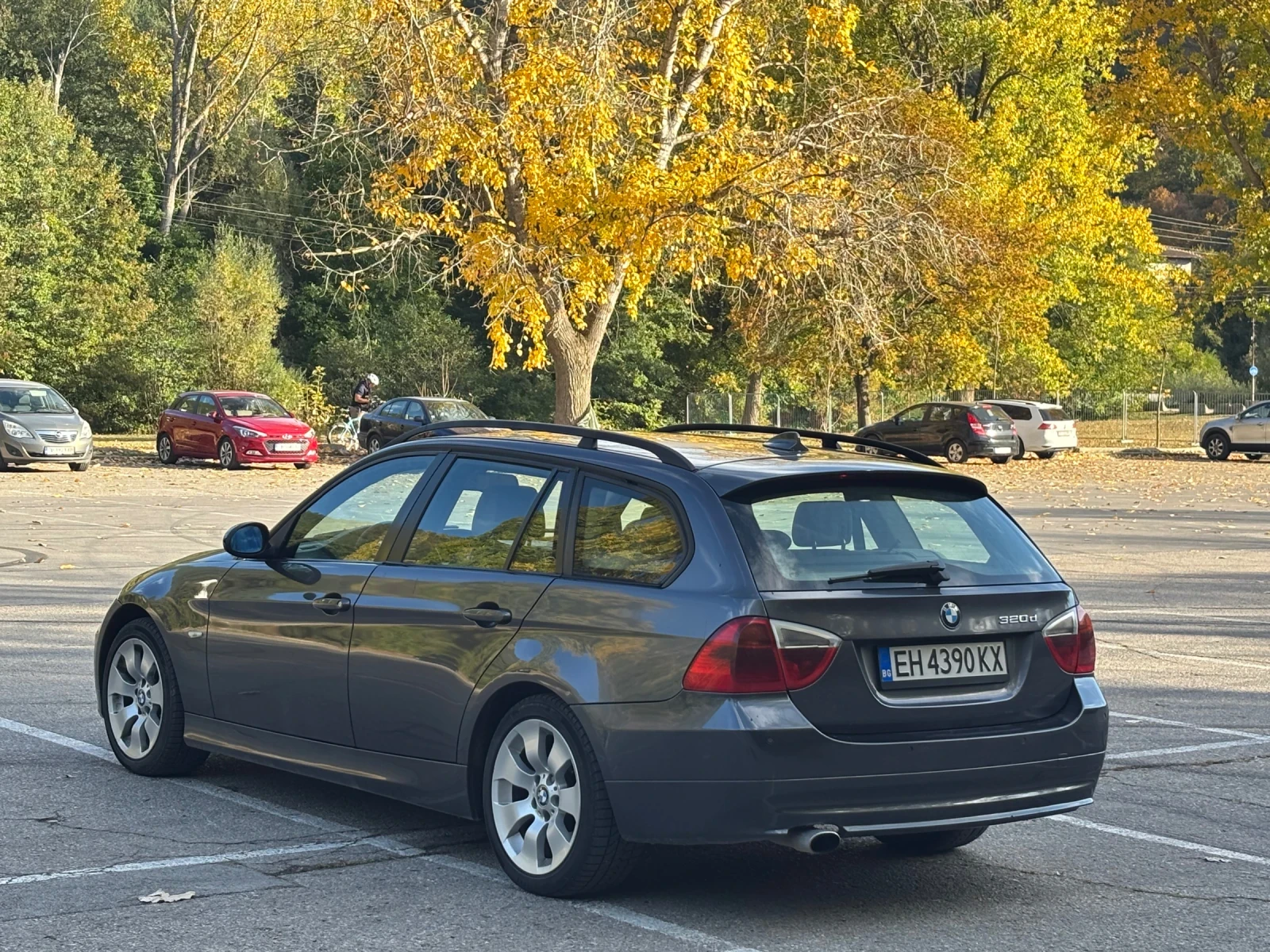 BMW 320, снимка 5 - Автомобили и джипове - 56599999