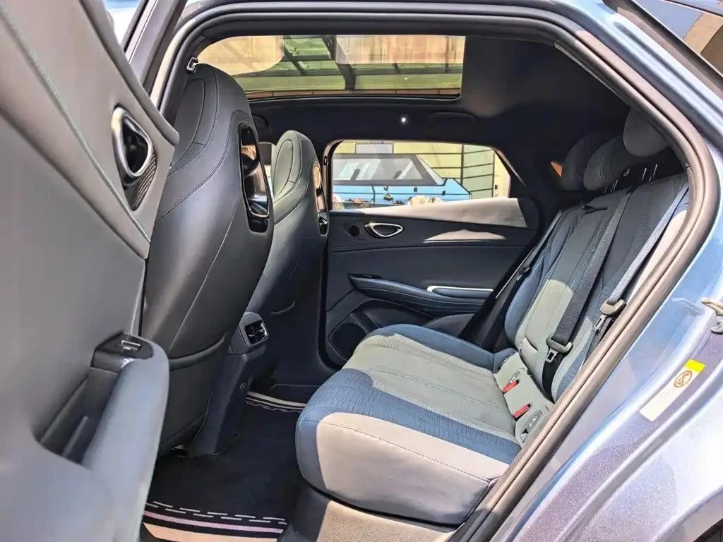BYD Seal, снимка 15 - Автомобили и джипове - 56687339