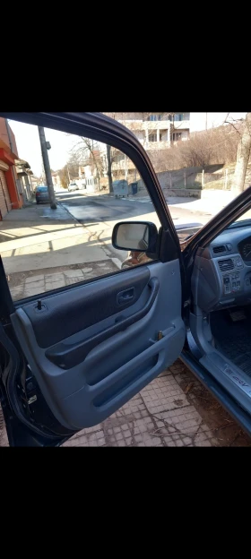 Honda Cr-v 128 к. с. / 2.0 - 2600 € / 5085.16 лв. - 24115848 4