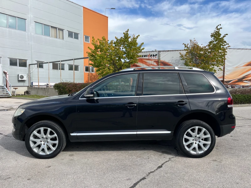 VW Touareg, снимка 2 - Автомобили и джипове - 47543098