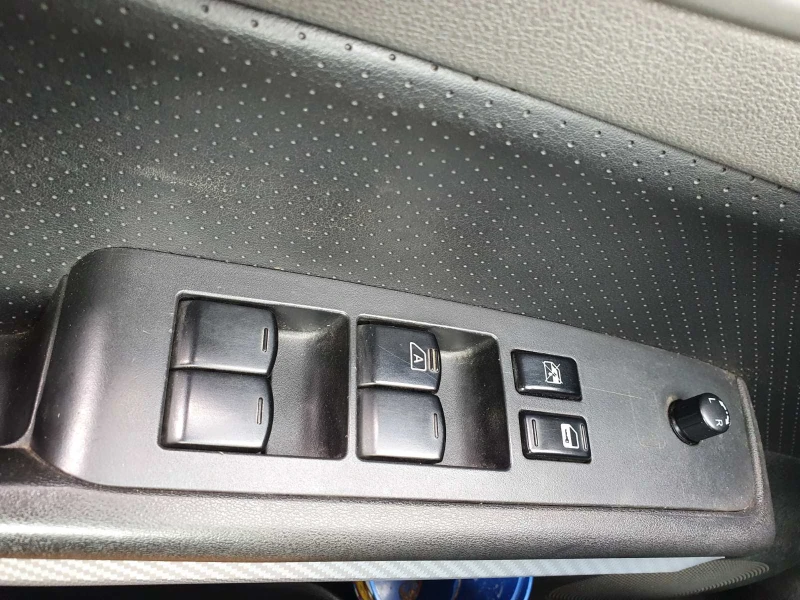 Nissan X-trail 2.0 DCI, снимка 17 - Автомобили и джипове - 51582750