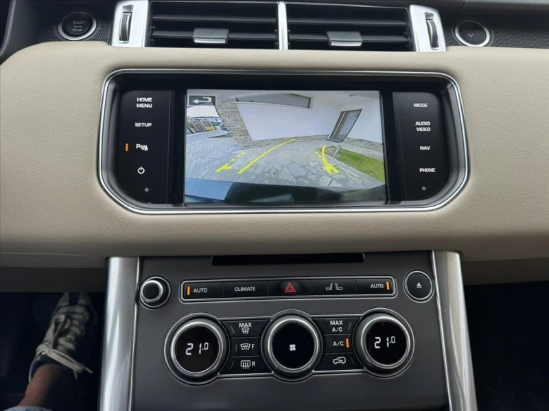 Land Rover Range Rover Sport 3.0L, снимка 13 - Автомобили и джипове - 51754830