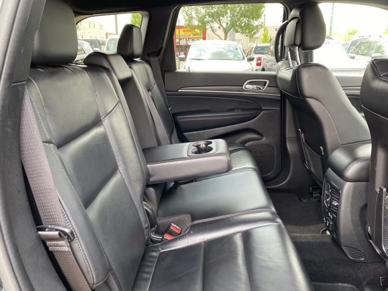 Jeep Grand cherokee Limited CAM* BLINDSPOT* ПОДГРЕВ* CARPLAY* , снимка 14 - Автомобили и джипове - 52520424