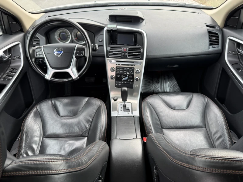 Volvo XC60 2.4D / AWD 4X4 / KOJA / AVTOMAT / NAVI / XENON, снимка 8 - Автомобили и джипове - 52581640