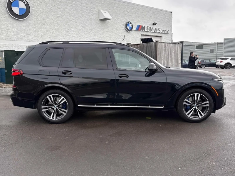 BMW X7 * xDrive40i * CARFAX * БЕЗ ПЪРВОНАЧАЛНА ВНОСКА, снимка 3 - Автомобили и джипове - 52703140