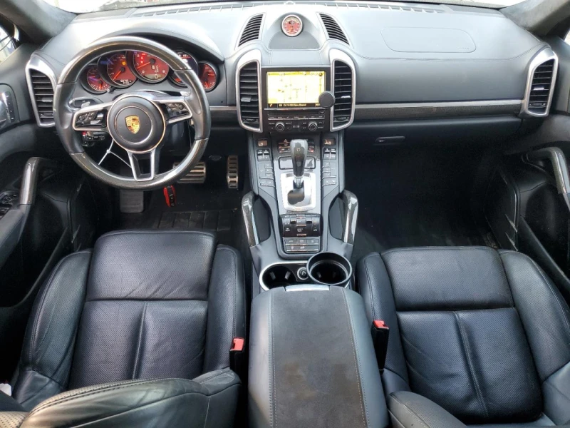 Porsche Cayenne GTS, снимка 8 - Автомобили и джипове - 53034150