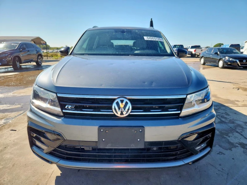 VW Tiguan 2l Volkswagen Se, снимка 5 - Автомобили и джипове - 53177390