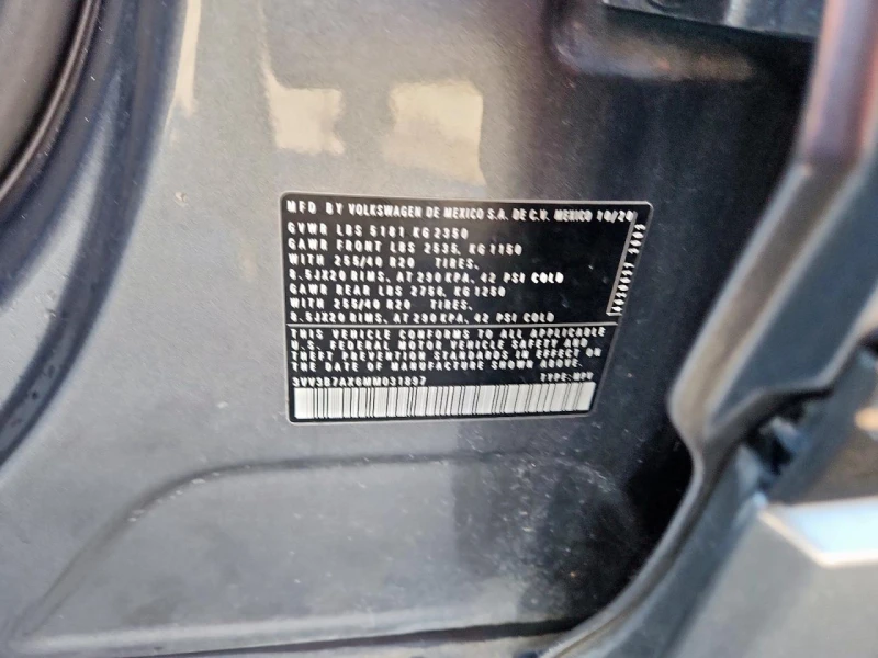 VW Tiguan 2l Volkswagen Se, снимка 13 - Автомобили и джипове - 53177390