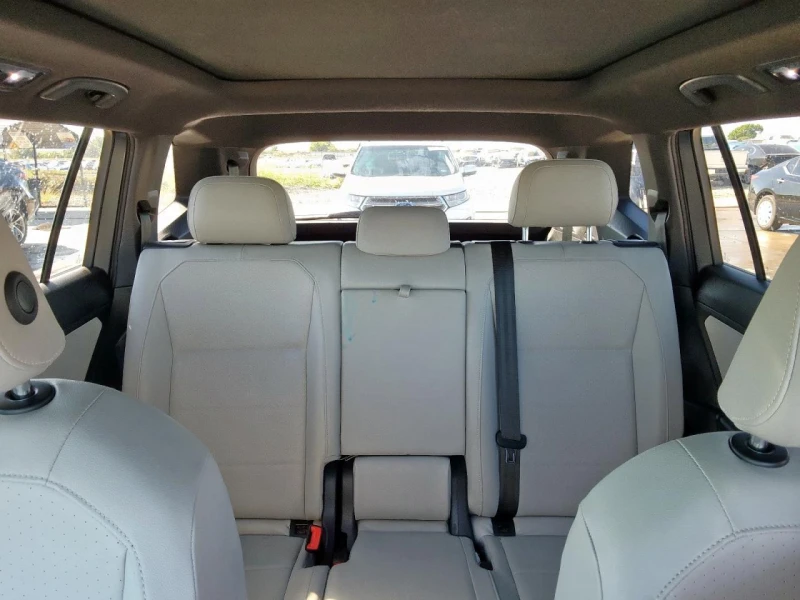 VW Tiguan 2l Volkswagen Se, снимка 10 - Автомобили и джипове - 53177390