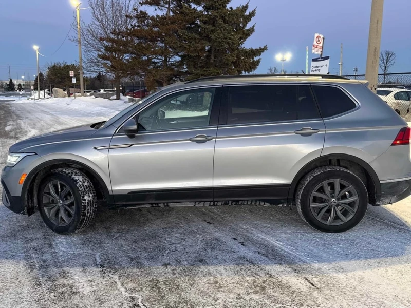 VW Tiguan * Comfortline * CARFAX * ШИБИДАХ * ДВА КЛЮЧА* , снимка 2 - Автомобили и джипове - 53456588