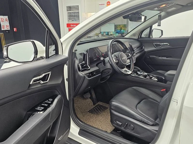 Kia Sportage Diesel 2.0 2WD, снимка 10 - Автомобили и джипове - 56170121