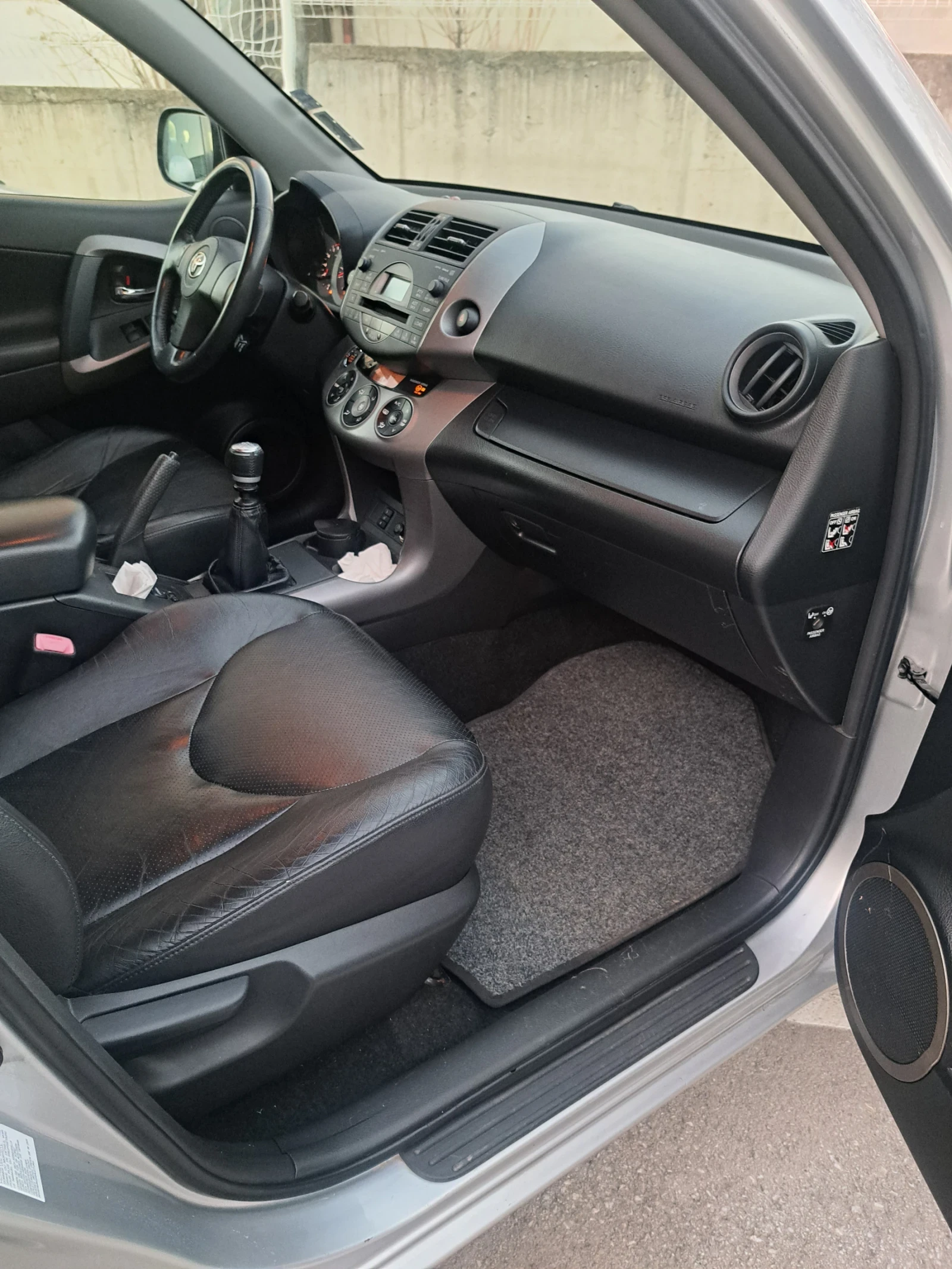 Toyota Rav4  - изображение 9