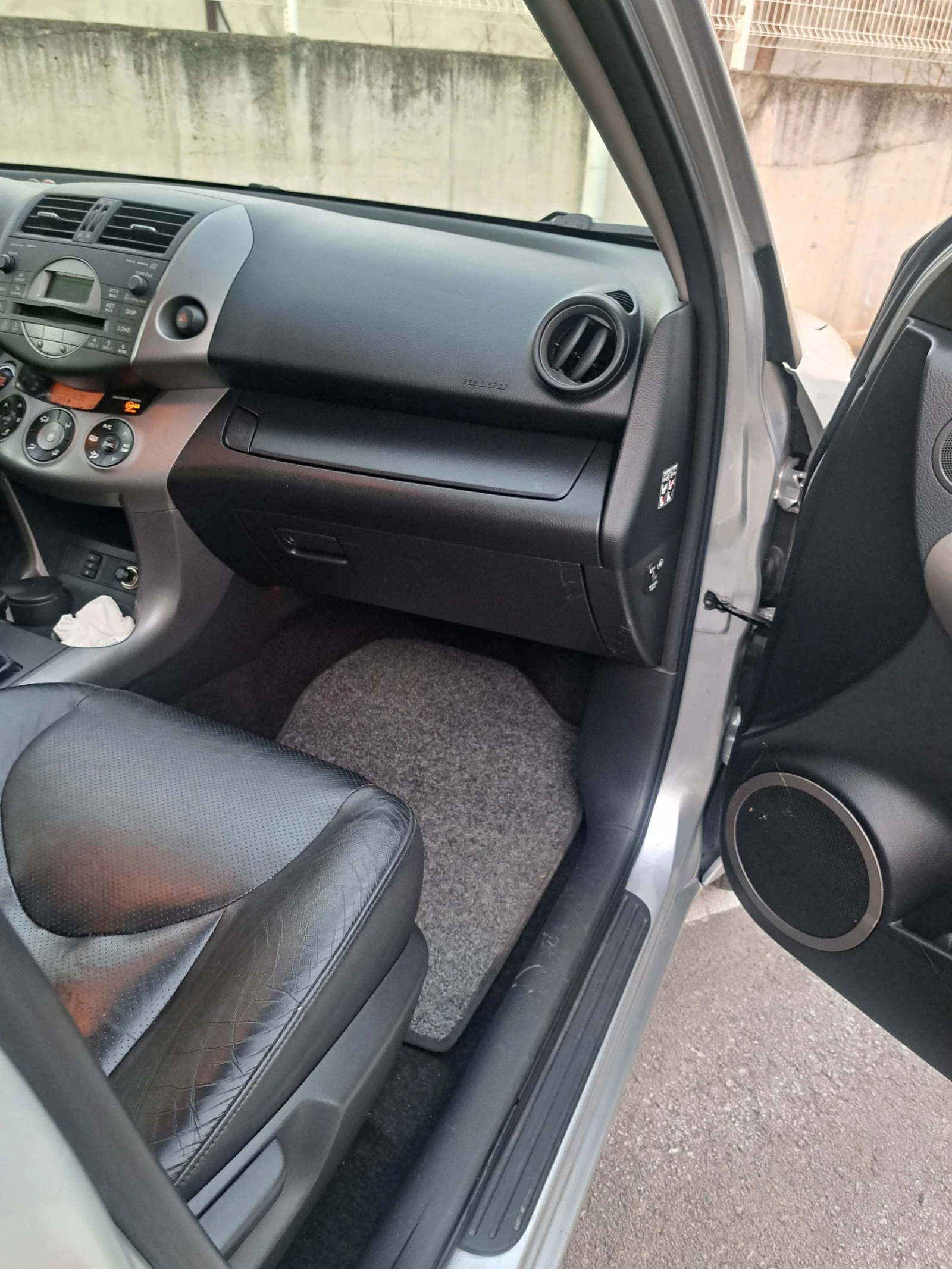 Toyota Rav4  - изображение 10