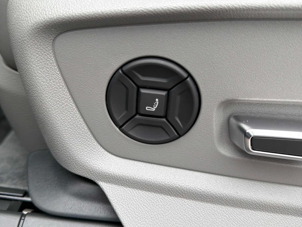 Audi Q8 * Technik * CARFAX *    | Mobile.bg   13