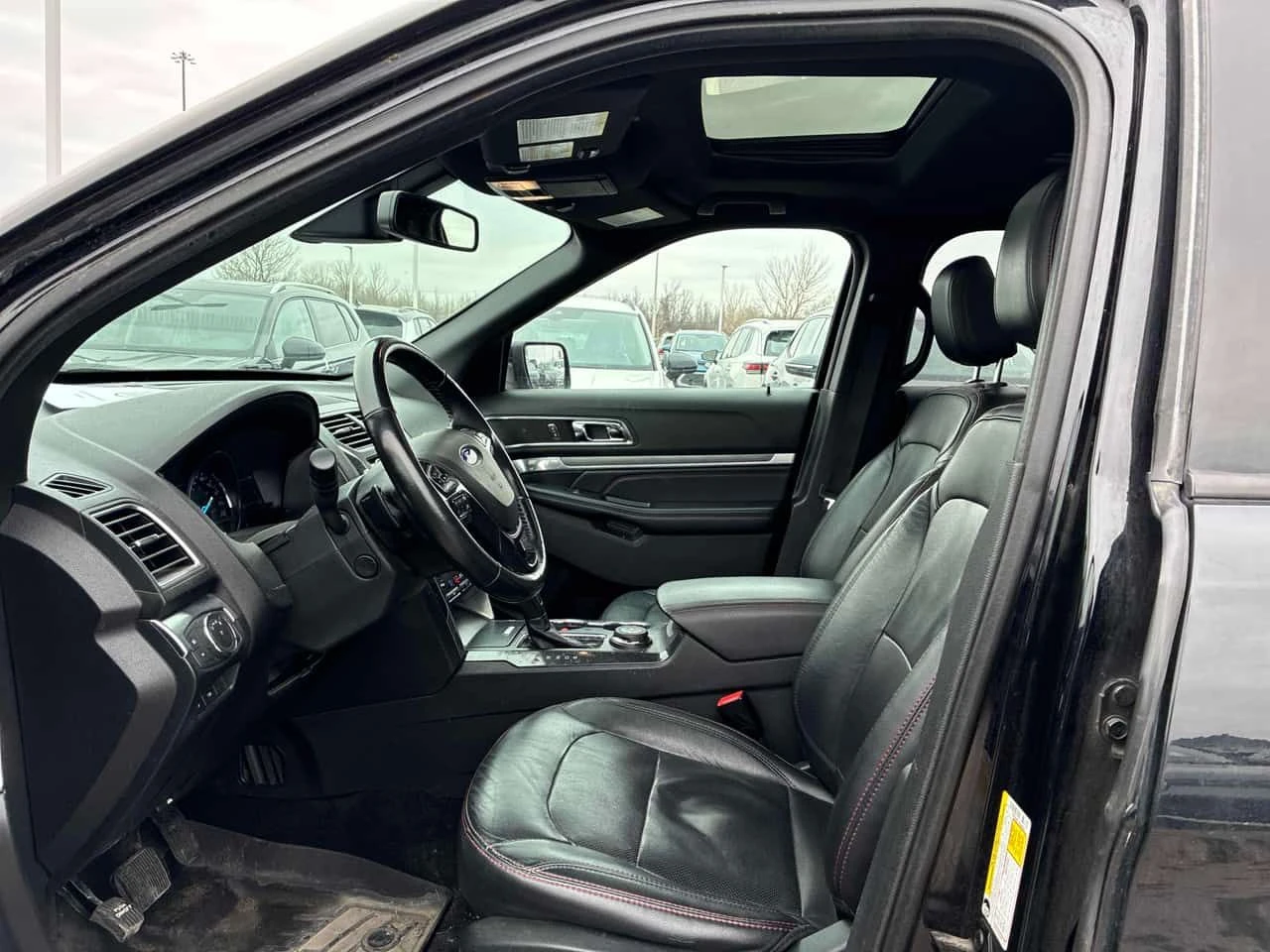 Ford Explorer * Sport * ОТ ПРЕДСТАВИТЕЛСТВО * , снимка 13 - Автомобили и джипове - 54088291