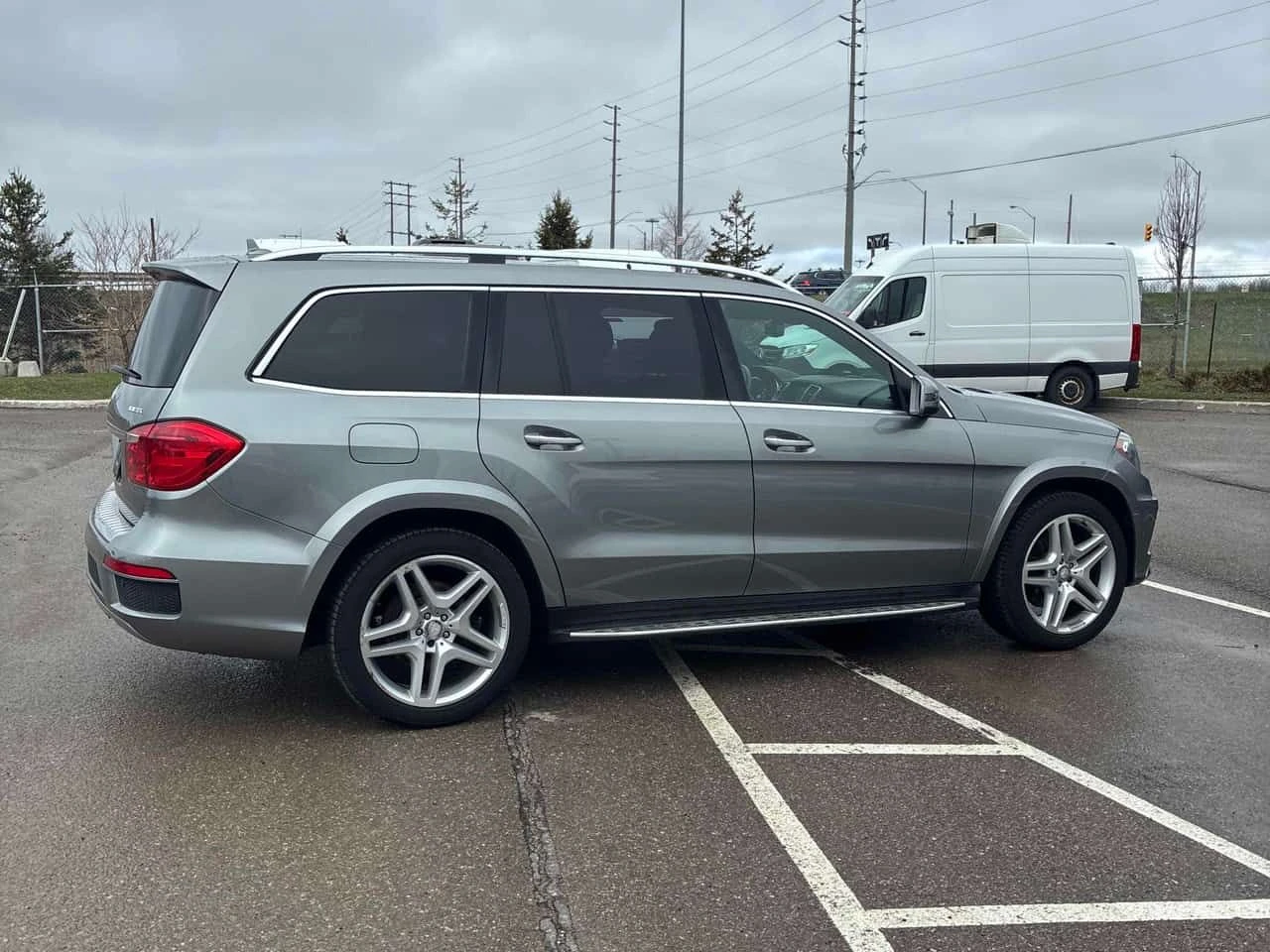 Mercedes-Benz GL 350 BlueTEC  CARFAX, снимка 3 - Автомобили и джипове - 54236860