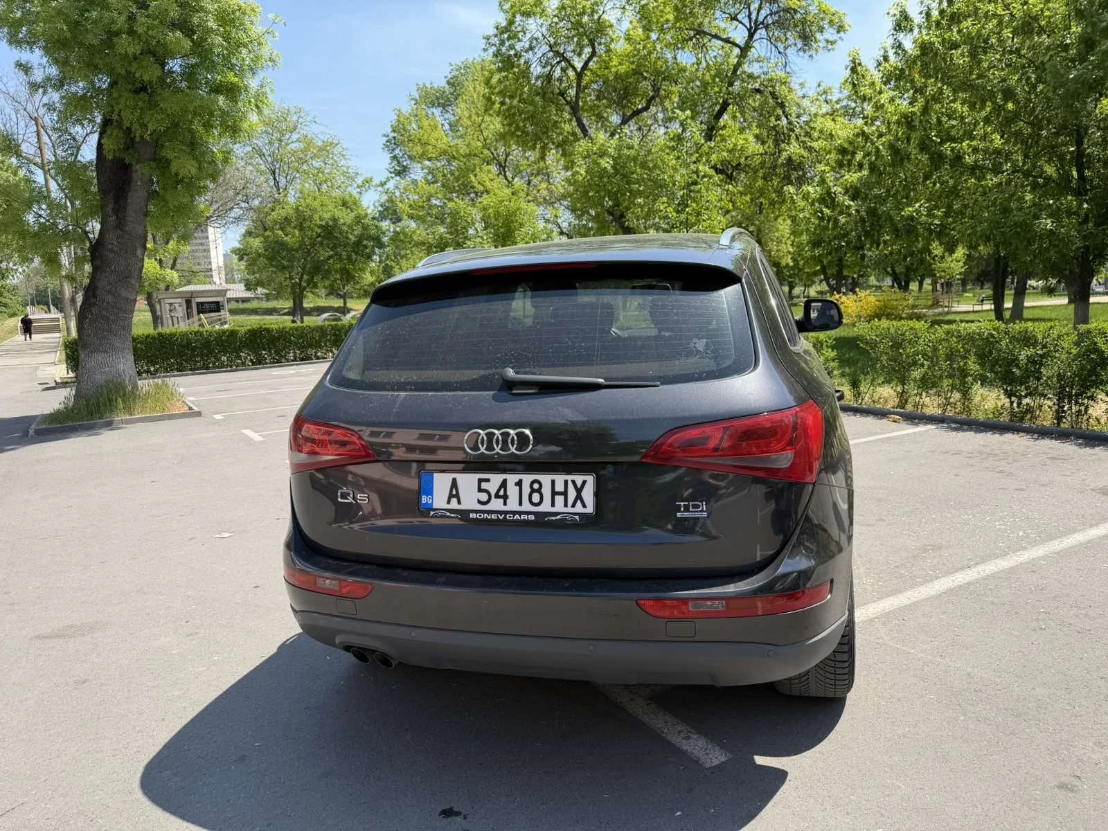 Audi Q5 2.0 TDI, снимка 3 - Автомобили и джипове - 54512009