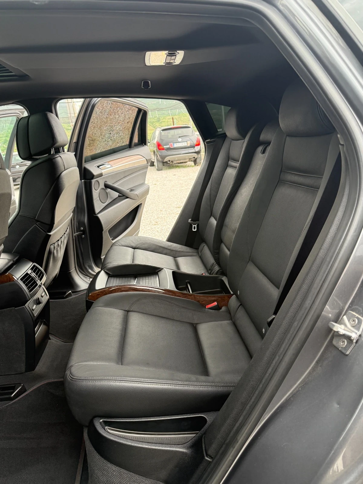 BMW X6 3.5 d XDRIVE - Отлично състояние, снимка 9 - Автомобили и джипове - 54576217